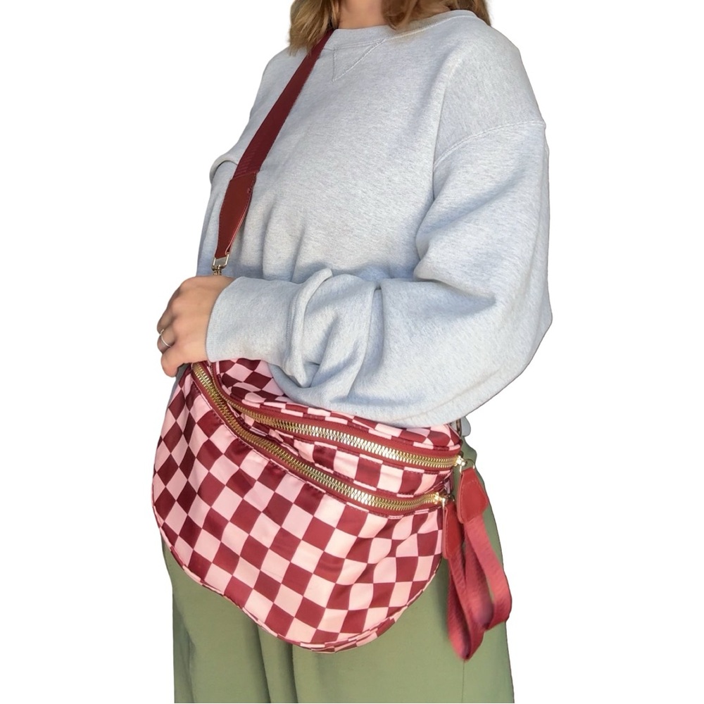 Checkered Crossbody Bum Bag — Maroon & Light Pink - Picture 4 of 8
